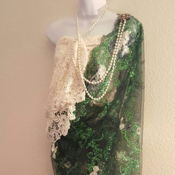Green & Ivory Embroidered Lace Wedding Sari/Saree